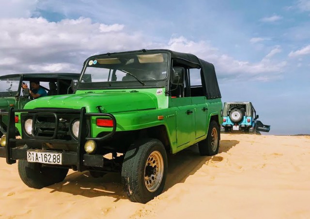  Thuê Xe Jeep Giá Rẻ Tại Mũi Né