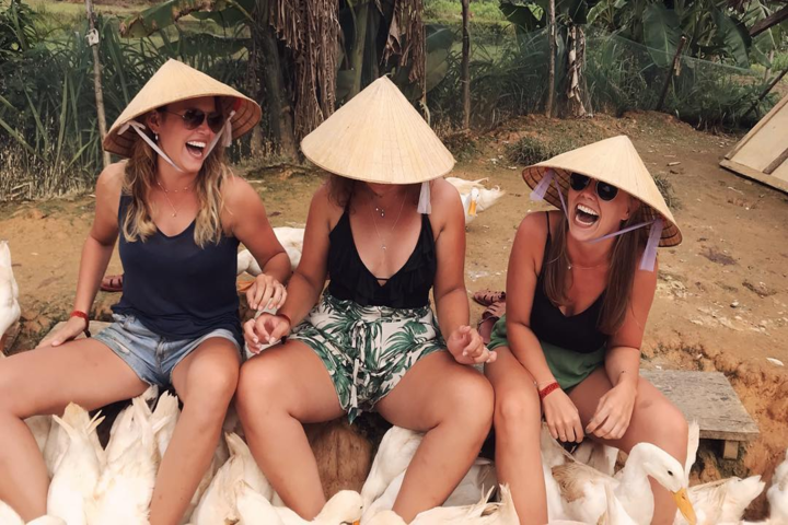  HỨNG THÚ VỚI DỊCH VỤ MASSAGE VỊT Ở QUẢNG BÌNH
