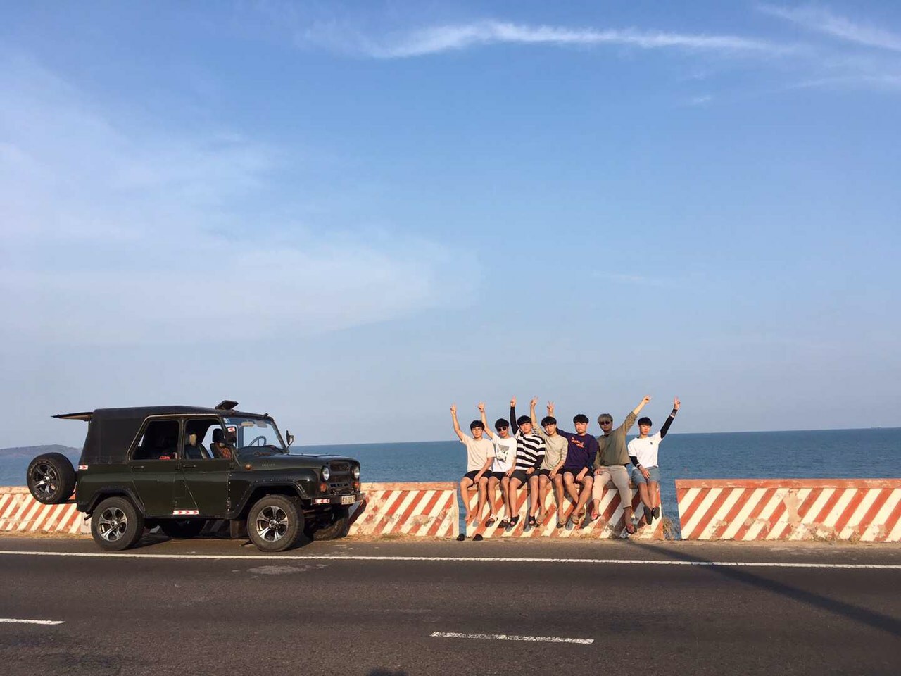  Cho Thuê Xe Jeep Tại Mũi Né Gia Rẻ