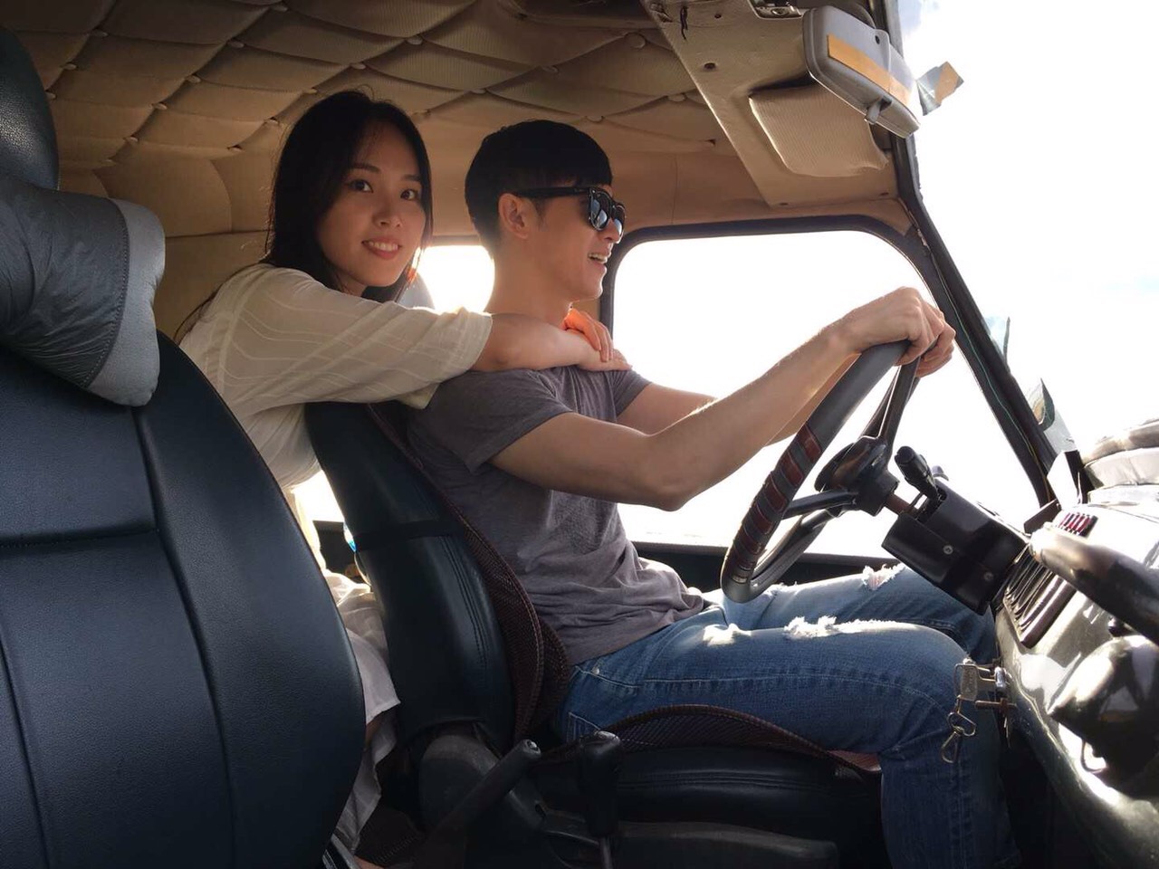  Dịch Vụ Cho Thuê Xe Jeep Mũi Né