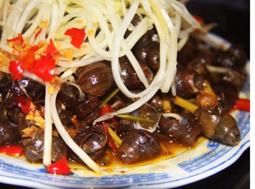  NHỮNG NÓM HẢI SẢN ĐÀ NẴNG ĐỪNG NÊN BỎ LỠ