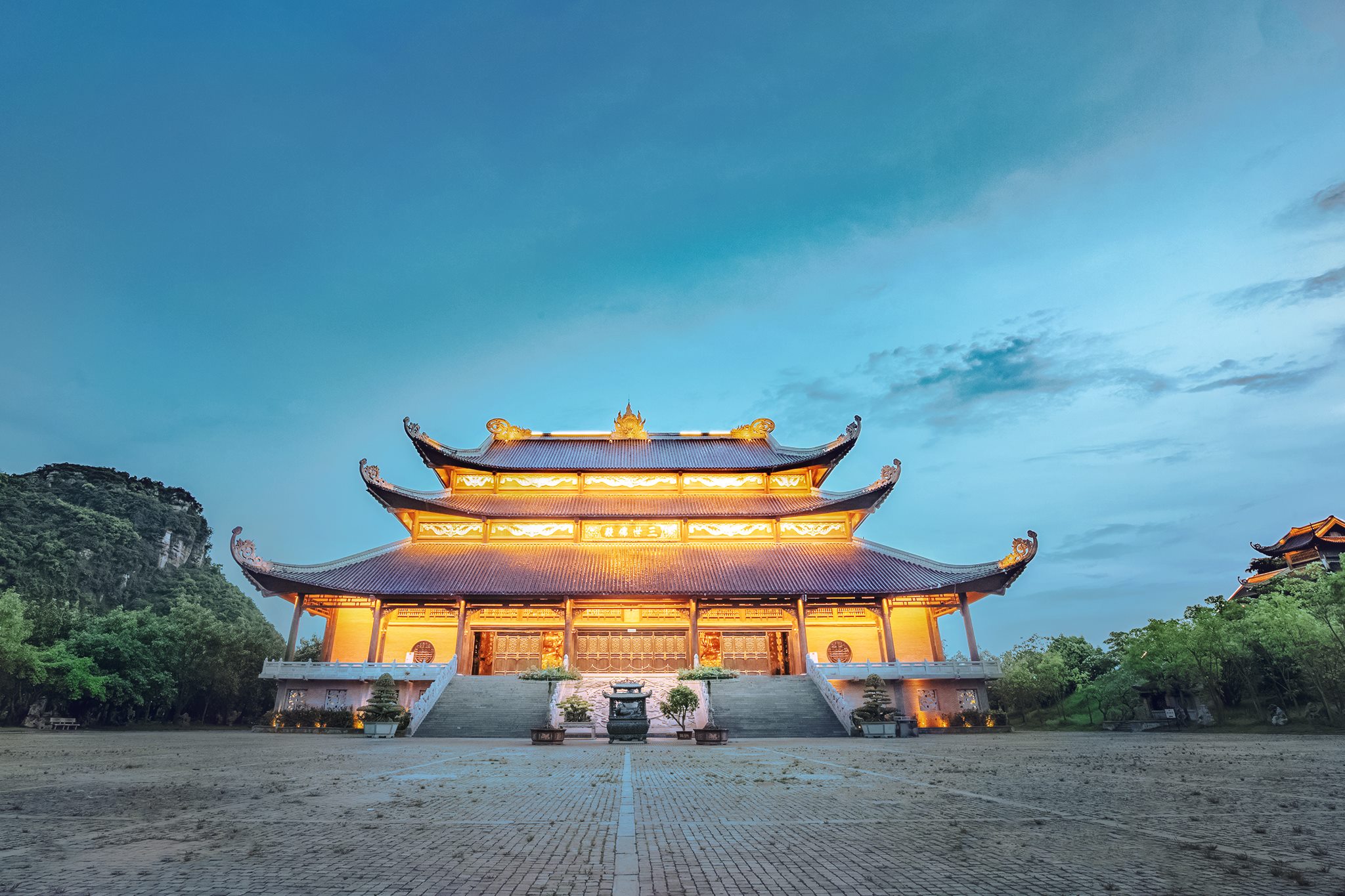 Du lịch Hà Nội 2025| Chùa Tam Chúc - Ninh Bình - Chùa Bái Đính - Tràng An 