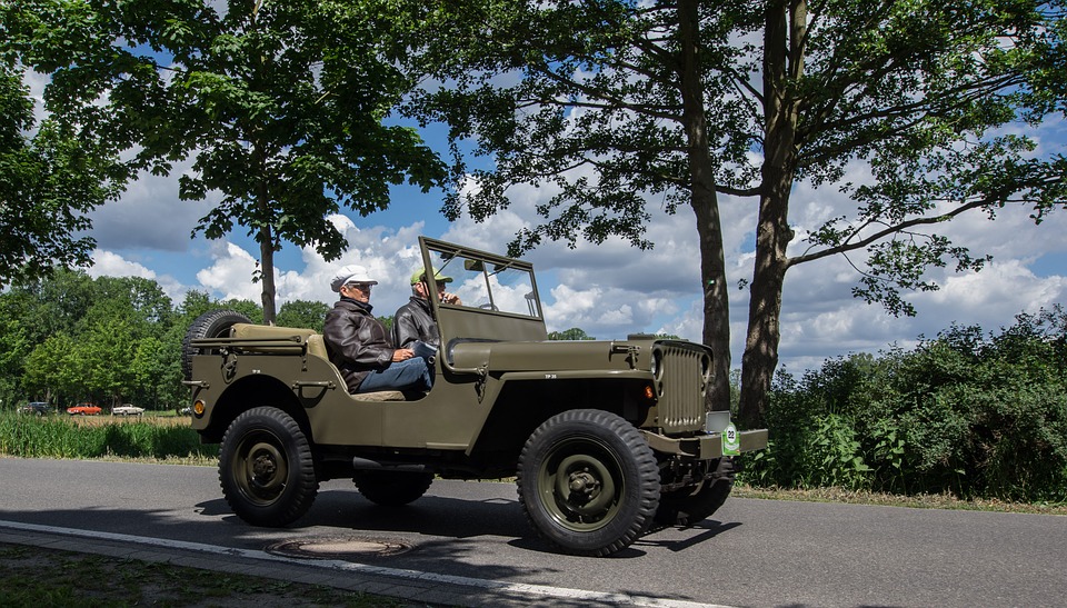 Thuê xe Jeep trải nghiệm Tour Mũi Né
